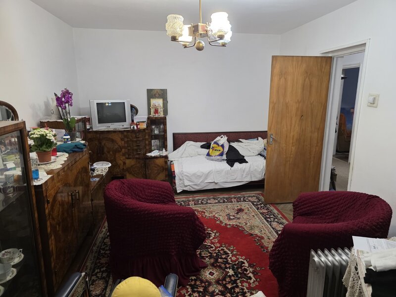 Titan, 5 minute metrou, la intrarea in parcul IOR, pe Padurea Craiului,