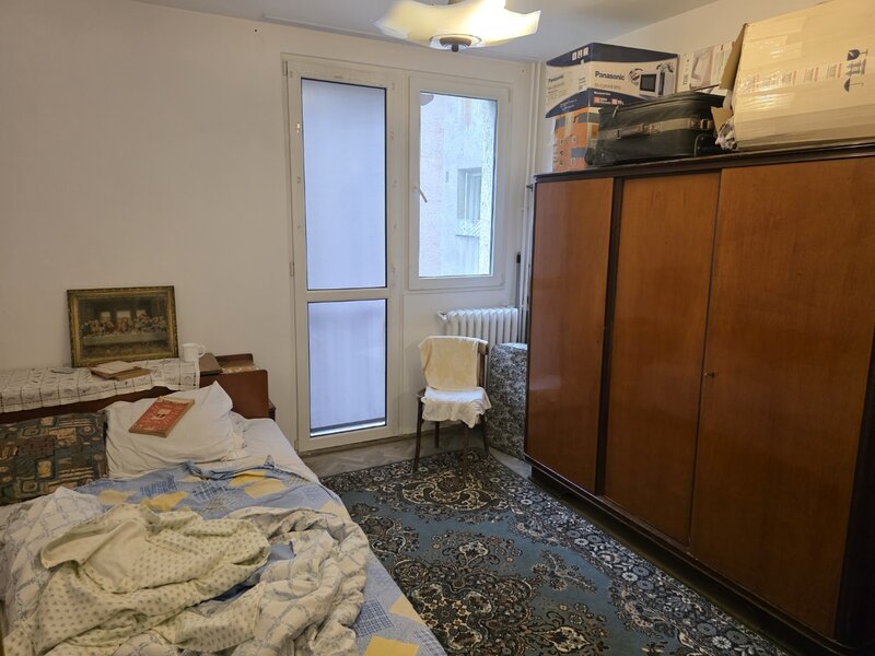 Titan, 5 minute metrou, la intrarea in parcul IOR, pe Padurea Craiului,